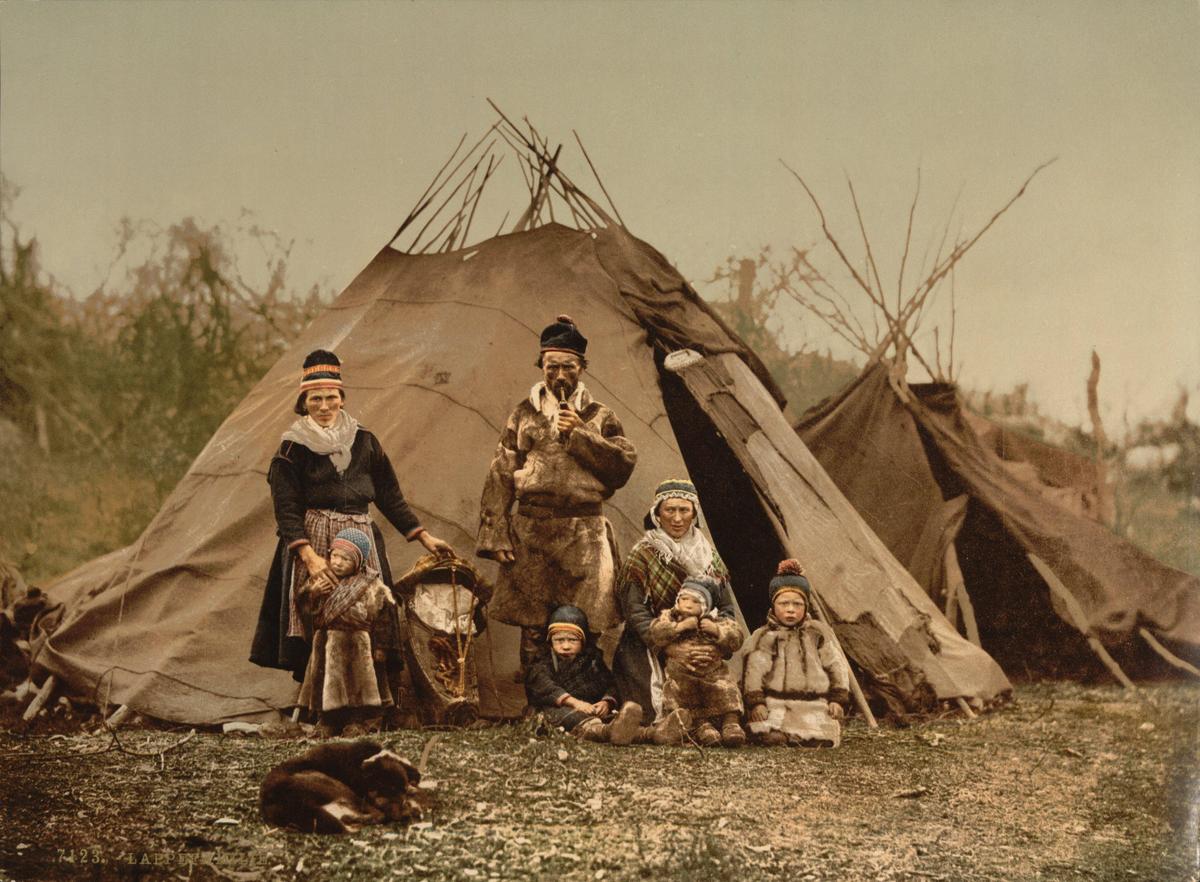 /dateien/pr36817,1232375958,Saami Family 1900