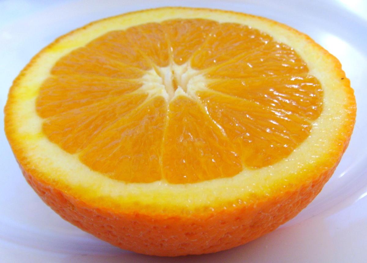 /dateien/uh49201,1259872647,orange halbiert
