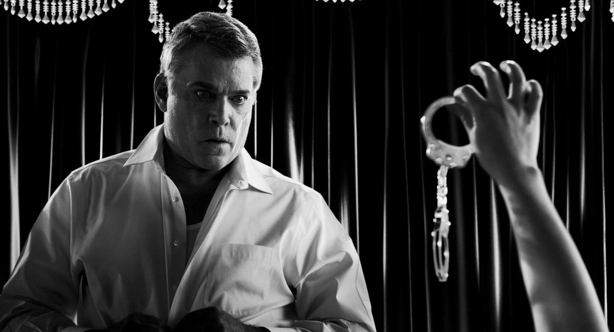 Sin City 2014 Ray Liotta - Copy