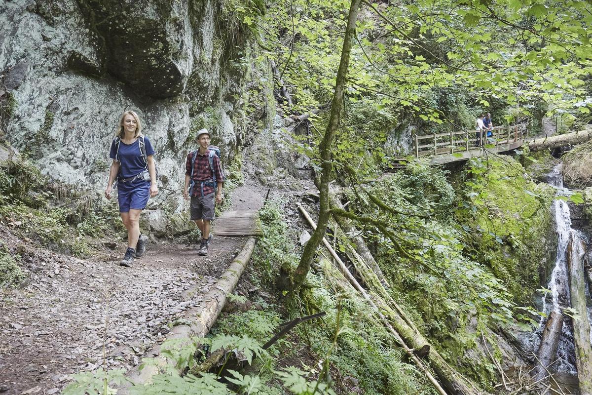 Wandern-in-der-Lotenbachklamm-der-Wutach