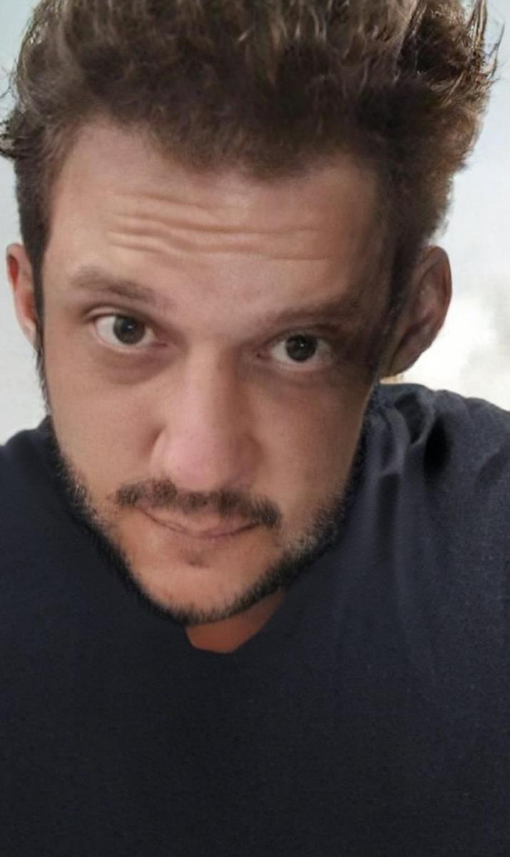 Screenshot 20211118-171906 FaceApp