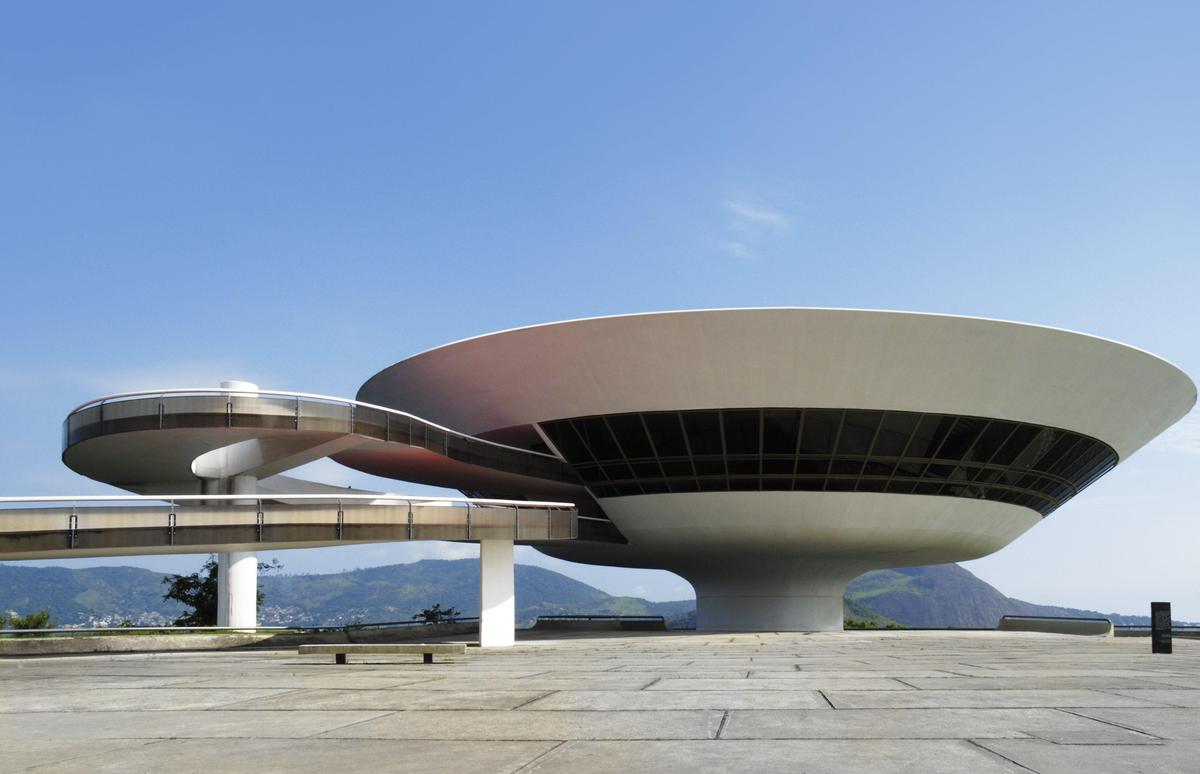 Arch2O-oscar-niemeyer-the-leftist-who-bu