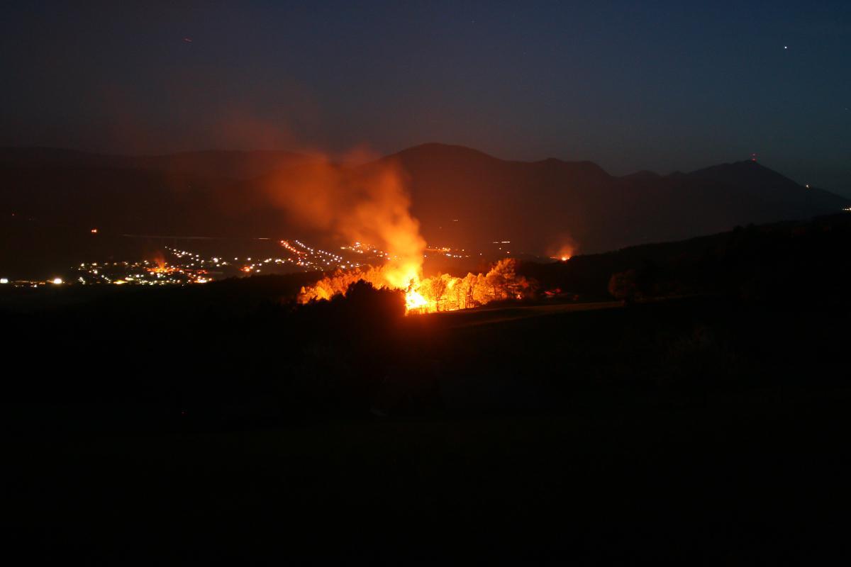 6f4cc5 Osterfeuer
