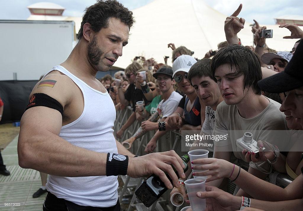 jared-hasselhoff-of-bloodhound-gang-perf