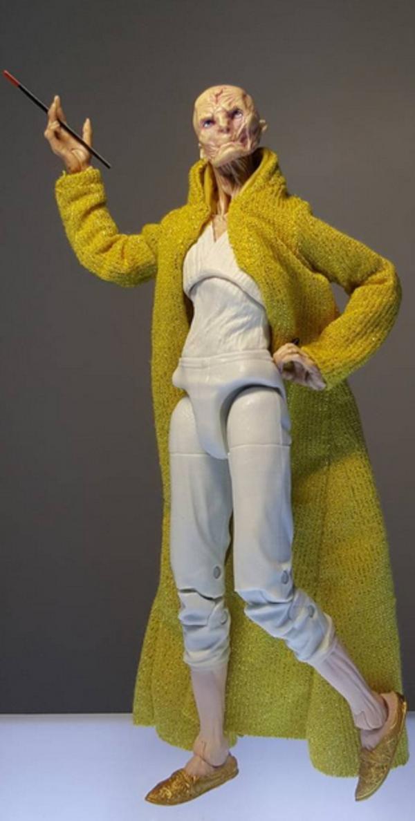 Gamestop-Black-Series-Snoke-04  scaled 6
