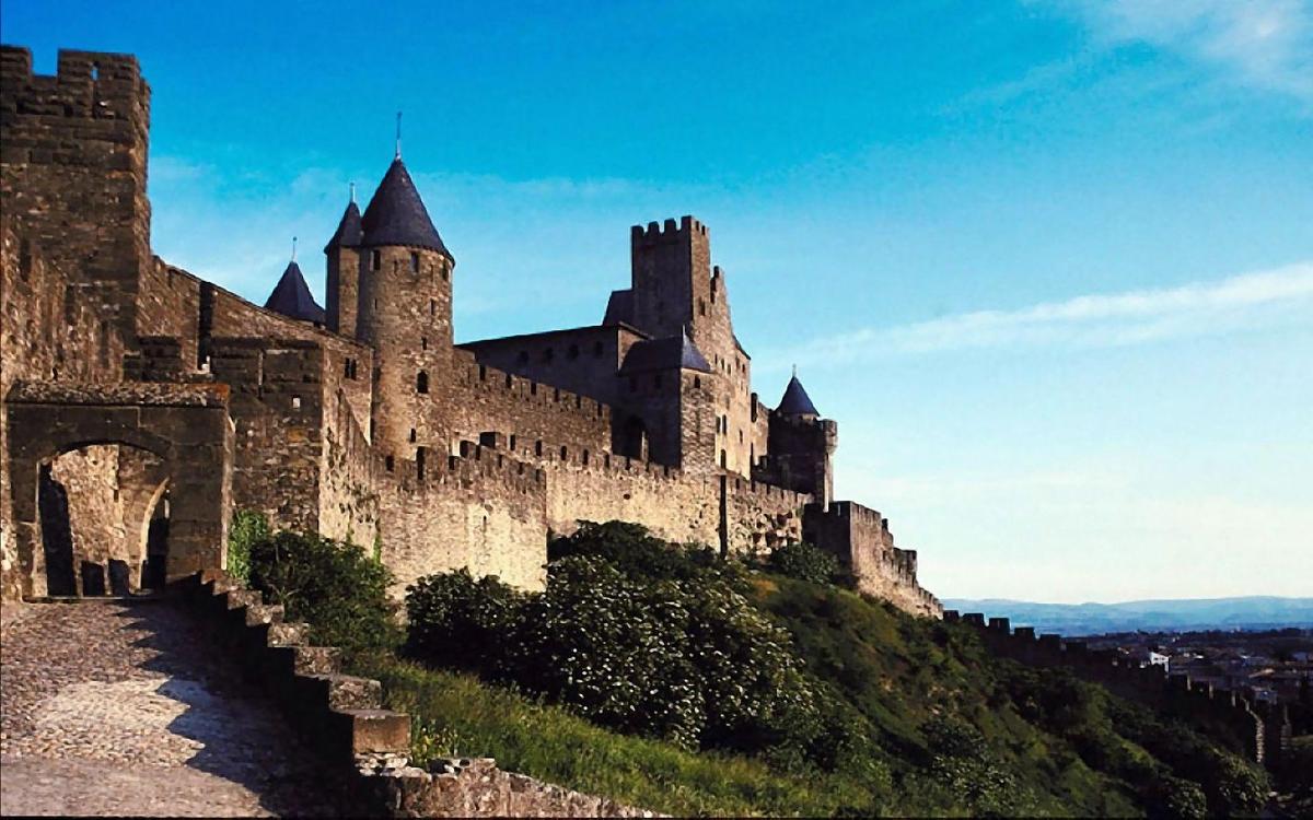 schloss-burg-01