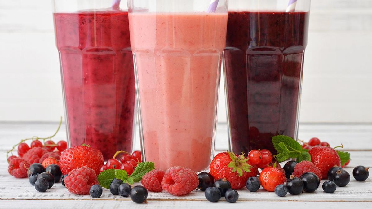 Smoothies und Beeren
