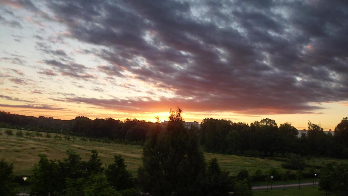 fdb43b Sonnenaufgang