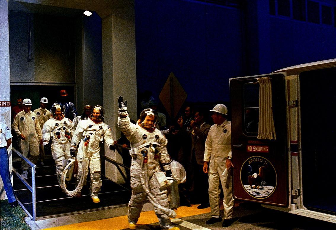 apollo-11