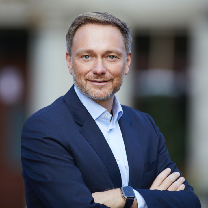 210721 1920x1080 Eine-Stunde-Lindner Bil