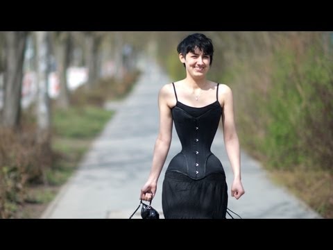 Youtube: Small Waist: I Want The World's Smallest Waist