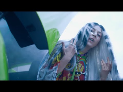 Youtube: Haiyti - XTRA DRY