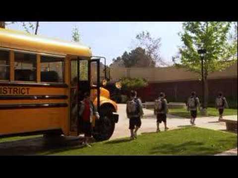 Youtube: Weeds Intro - Season 2 Episode 10 - Regina Spektor