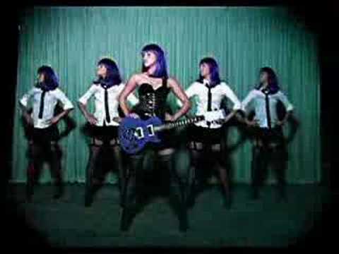 Youtube: Shakira - Las de la intución