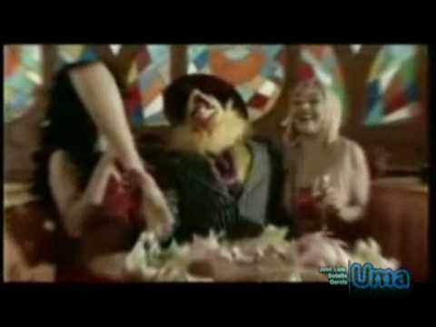 Youtube: Moby - Disco Lies