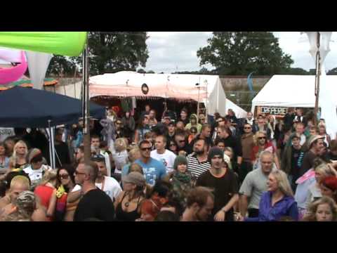 Youtube: Indian Spirit 2009 Neelix Live 3