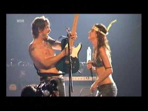Youtube: Juliette And The Licks - Hot Stuff (LIVE!)