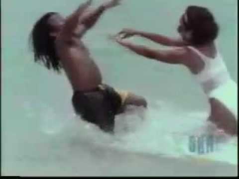 Youtube: Inner Circle - Sweat (A La La La La Long)