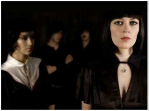 Youtube: Ladytron - Cracked LCD