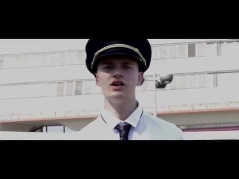 Youtube: Andy Lubitz - Medikamenten Manfred (Offizielles Musikvideo)