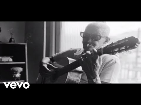 Youtube: Cartola - Preciso Me Encontrar (Áudio Oficial)