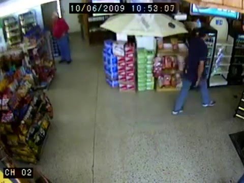 Youtube: Hilarious! Drunk guy is caught on serveillance camera in store