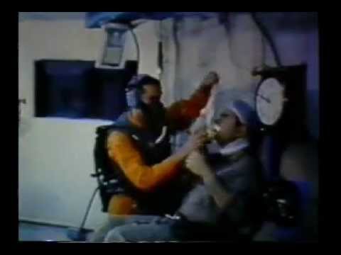 Youtube: Effect of rapid decompression at FL450