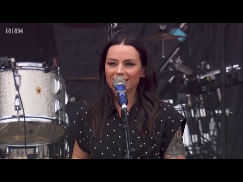 Youtube: Amy Macdonald - Slow It Down