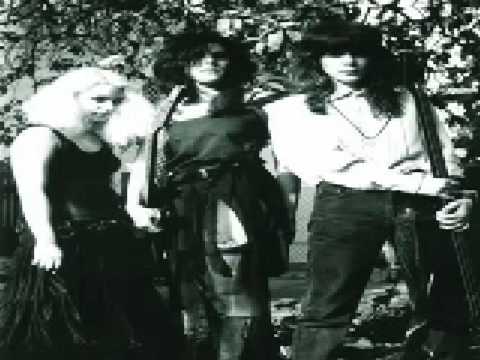 Youtube: super heroines - children of the light