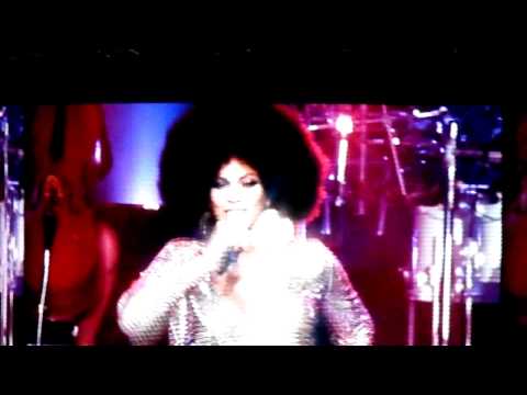 Youtube: Prince, Paris & Blanket @ MJ Tribute Concert