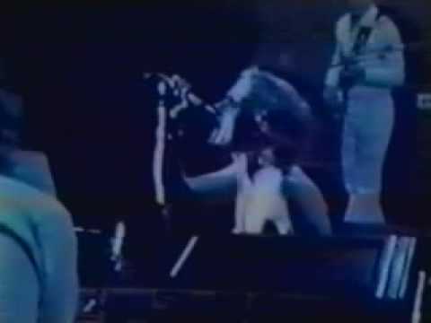 Youtube: Genesis - The Lamb Lies Down on Broadway 1978