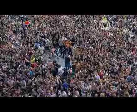 Youtube: System of A Down - Bounce [Live]