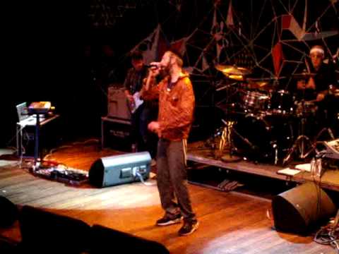 Youtube: Matisyahu - We Will Walk (Circo Voador - RJ) 10/04/10
