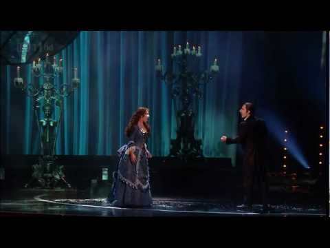 Youtube: Phantom of the Opera - Sierra Boggess & Ramin Karimloo (Classic BRIT Awards 2012)