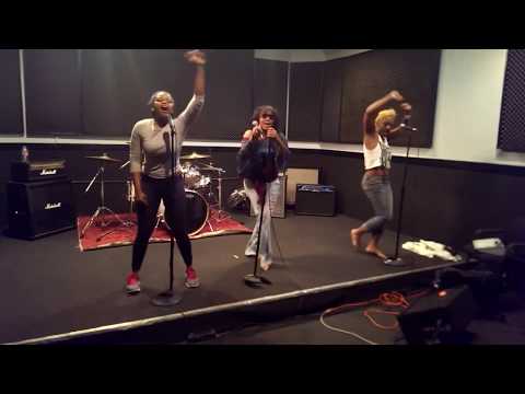Youtube: Klymaxx feat Bernadette Cooper, Quarantine Concert Series #2 (Behind the scenes)