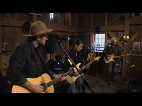 Youtube: Live From Daryl's House- Say It Isn't So