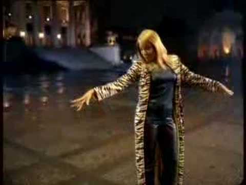 Youtube: Melanie Thornton - Love How you love me