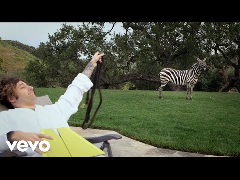 Youtube: Fall Out Boy - Uma Thurman