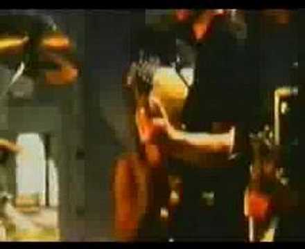Youtube: Alanis Morissette - All I Really Want
