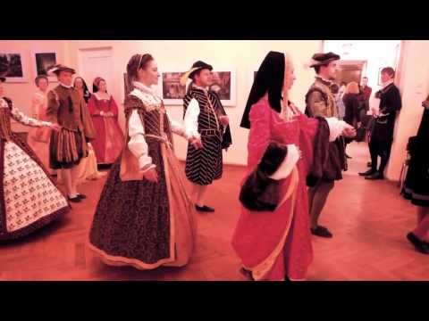 Youtube: Pavane - Galliard