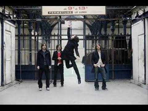 Youtube: Phoenix - Everything is everything