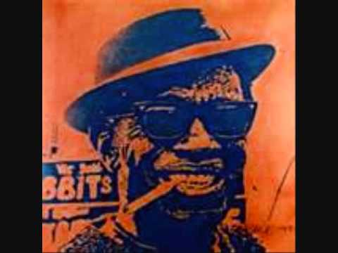 Youtube: LIGHTNIN' HOPKINS ~Devil Is Watching You
