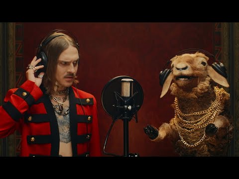 Youtube: LITTLE BIG - EVERYBODY (Little Big Are Back) (Official Music Video)