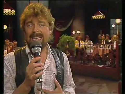 Youtube: Jürgen von der Lippe - Du bist so toll 1984 & Man kann nicht immer Sieger sein 1987