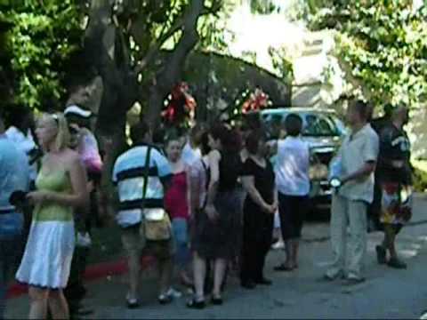 Youtube: Michael Jackson's Carolwood Mansion