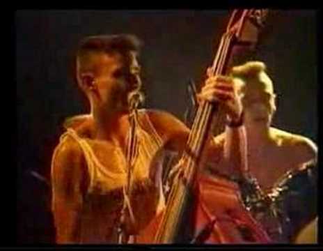 Youtube: Long Tall Texans - Get back Wet back