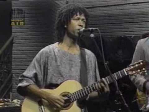 Youtube: Djavan - Asa