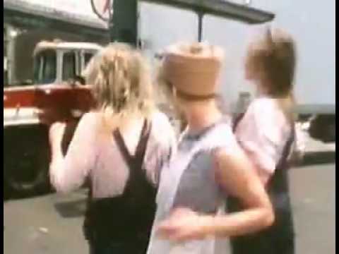 Youtube: Bananarama Cruel Summer Video