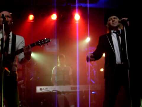 Youtube: Die Prinzen - Du musst ein Schwein sein (live)