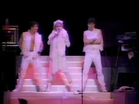 Youtube: Madonna- Material Girl Live